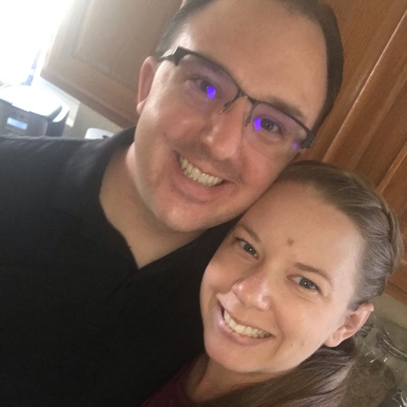 Meet your Posher, Sarah - Picture 1 of 1